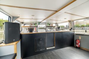 1 - Thames Party Boats Viscount - Photos © Biztour - web res-min