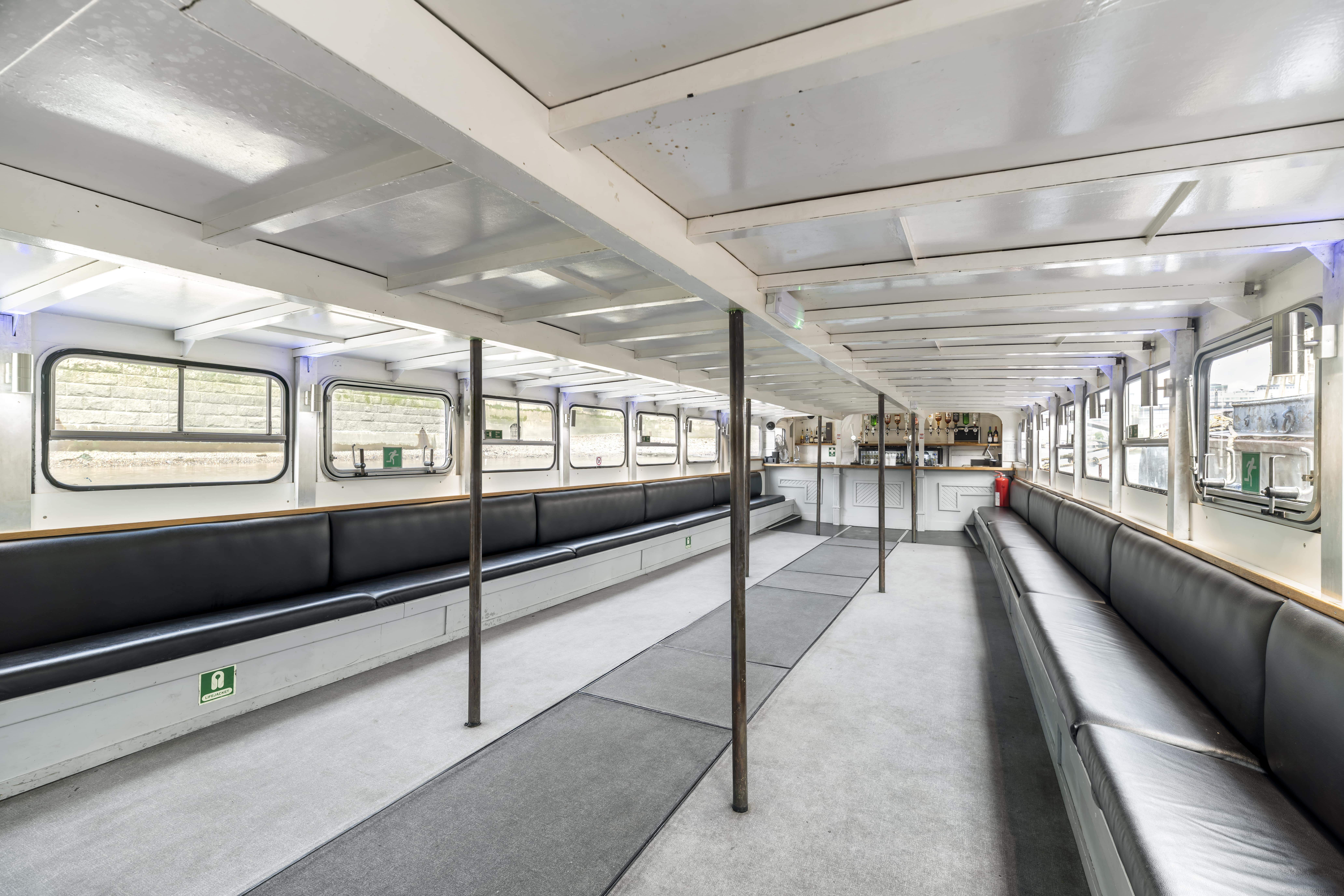 11 - Thames Party Boats Viscount - Photos © Biztour - - web res