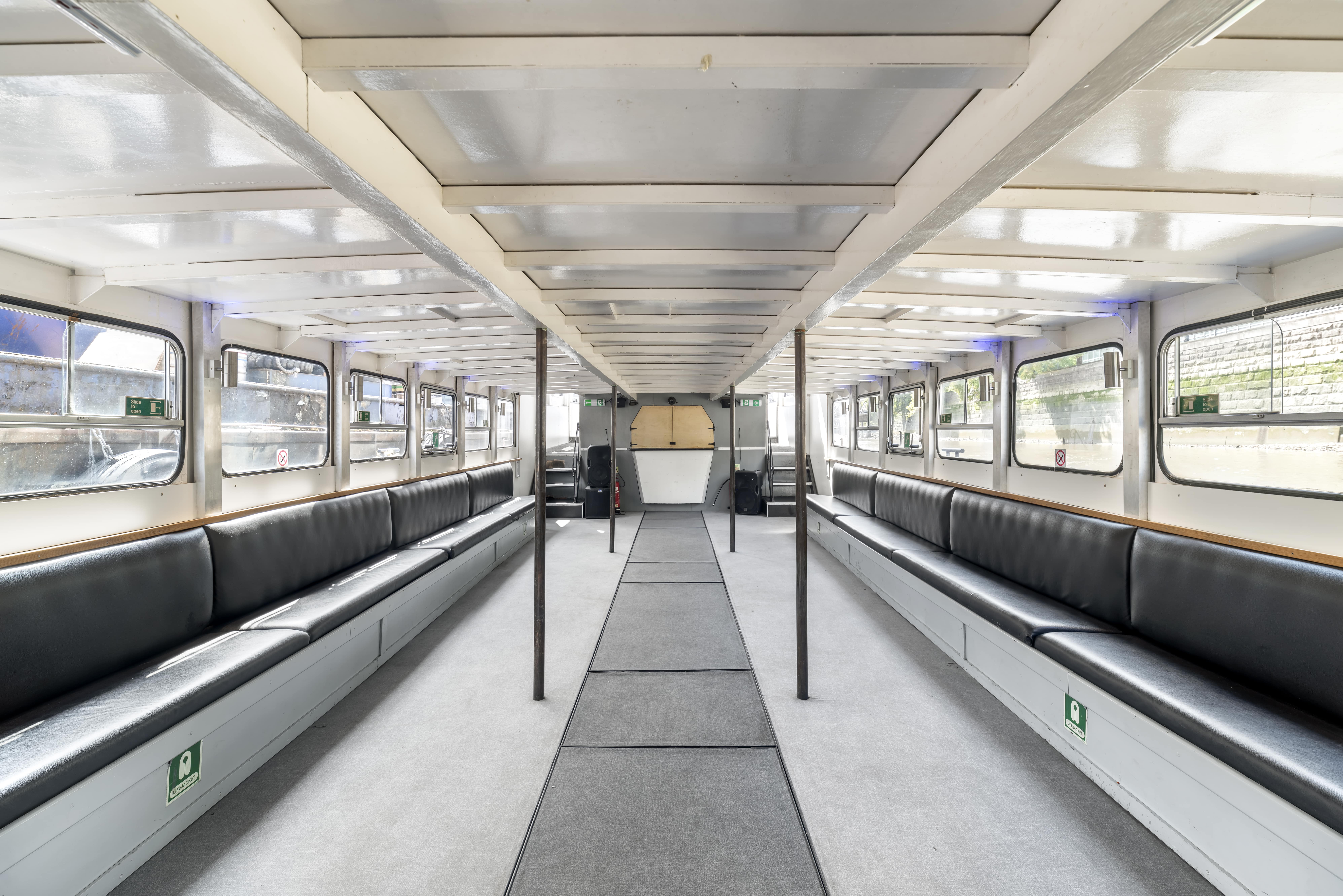 15 - Thames Party Boats Viscount - Photos © Biztour - - web res